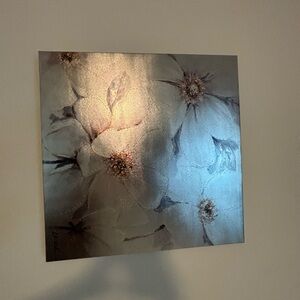 wall art! so cute silver
